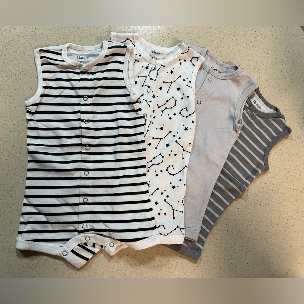 Hanes Ultimate Flexy Snap Unisex Bodysuit Onsies set of 4 NWT